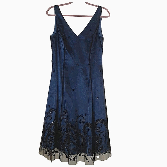 Adrianna Papell Dresses & Skirts - Adrianna Papell Navy Dress